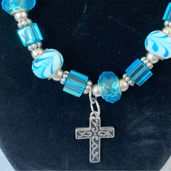 NWT Facets 5th Avenue Blue Art Glass Beaded Necklace Cross Pendant - Picture 2 of 5